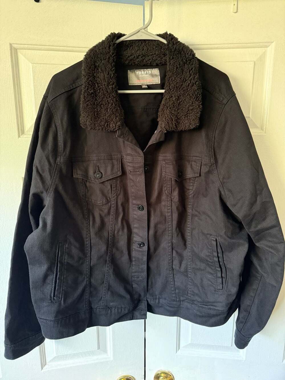 Torrid Black Denim Sherpa Collar Trucker Jacket Size 3